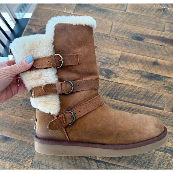 UGG Becket boots Sz8 - Picture 2 of 7